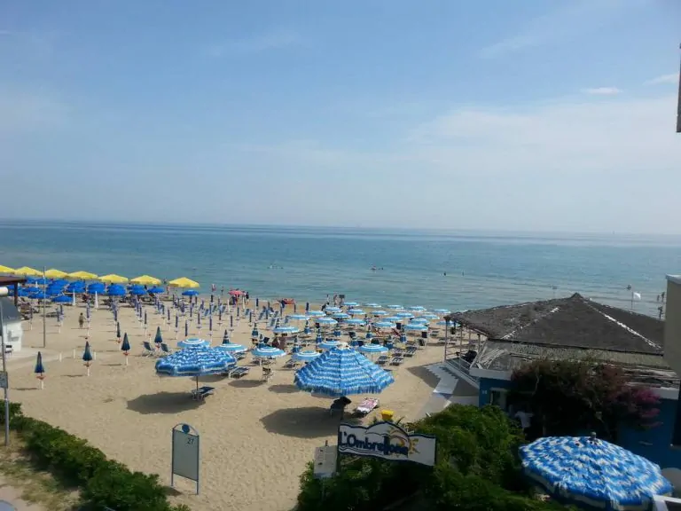 Residence Mareverde Silvi Marina: appartamenti vacanze centrali con ascensore e parcheggio