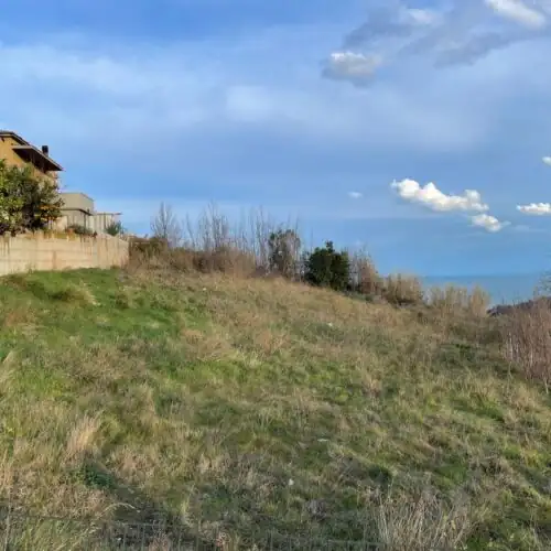 Terreno edificabile vista mare